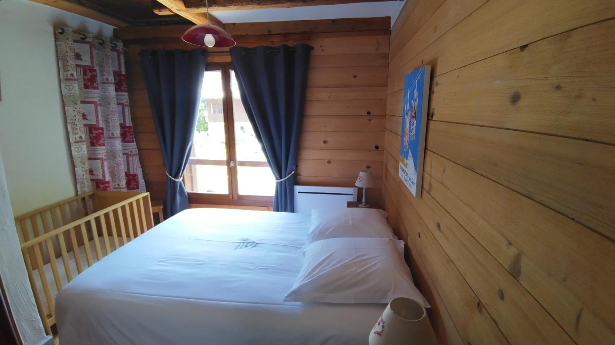 Chalet La Ferme D'Henriette, A Samoëns Zimmer foto